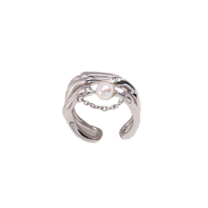 Ladies modern ring with playful pearl design Nin Boutique