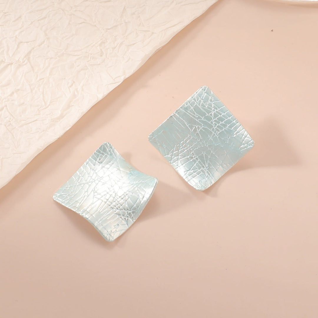 Women earrings in modern square design Nin Boutique
