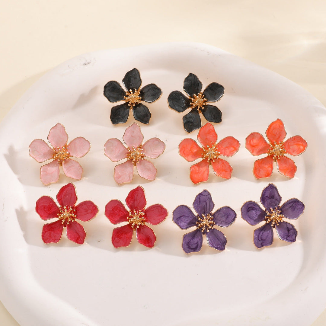 Ladies Earrings in Artistic Flower Style Nin Boutique