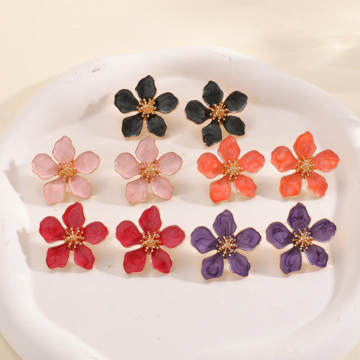 Ladies Earrings in Artistic Flower Style Nin Boutique