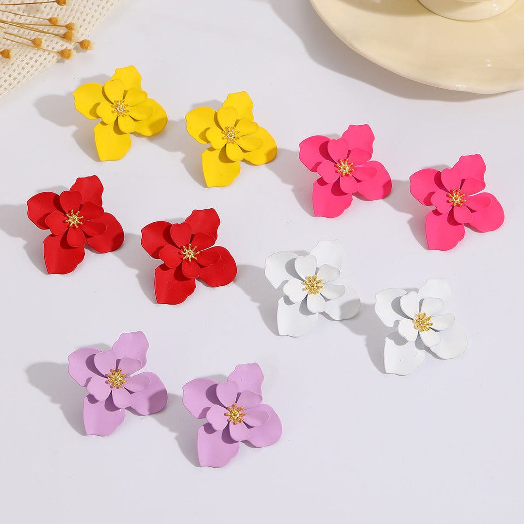 Women's earrings in creative flower design Nin Boutique