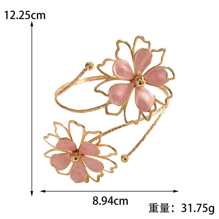 Women’s cuff bracelet with ornate flower design Nin Boutique