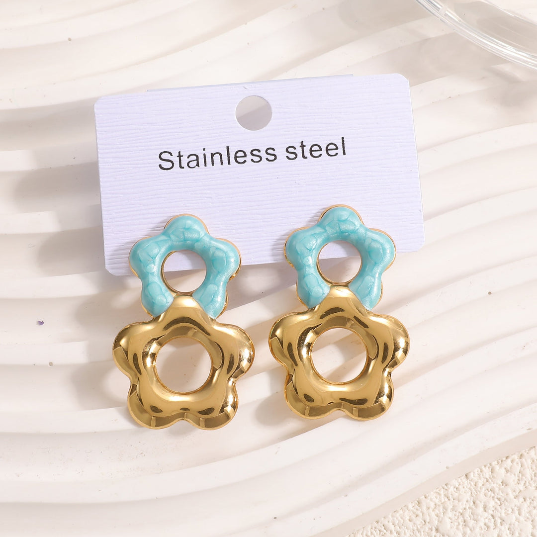Ladies earrings in playful heart design Nin Boutique