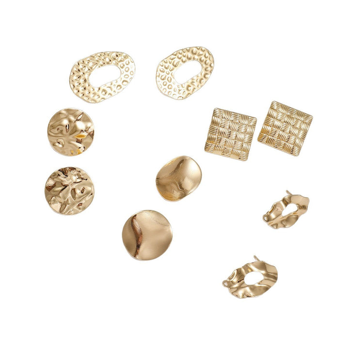 Women Earrings with textured, square design Nin Boutique