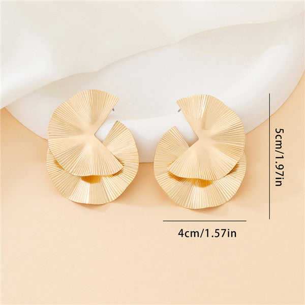 Ladies earrings with artistic fold design Nin Boutique