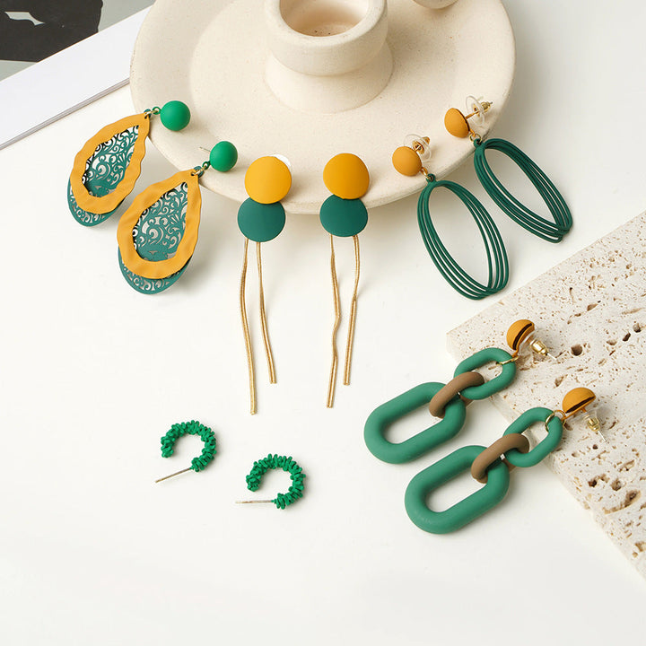 Women's earrings with contemporary, sculptural design Nin Boutique