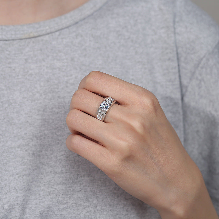 Men's ring with modern zircon embellishment and elegant structure Nin Boutique