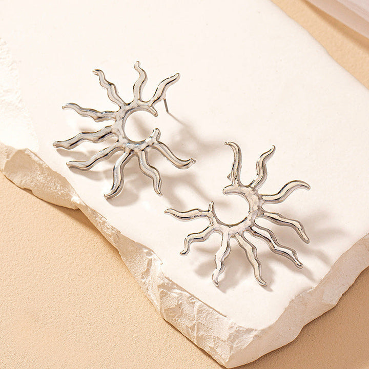 Women's earrings in stylish sun design Nin Boutique