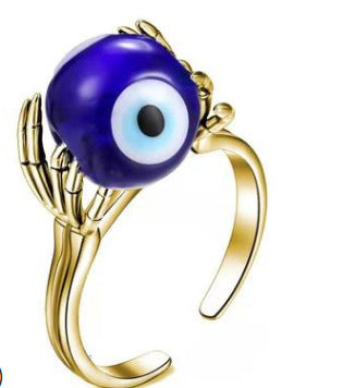 Women's Ring with Creative Hand Design Nin Boutique