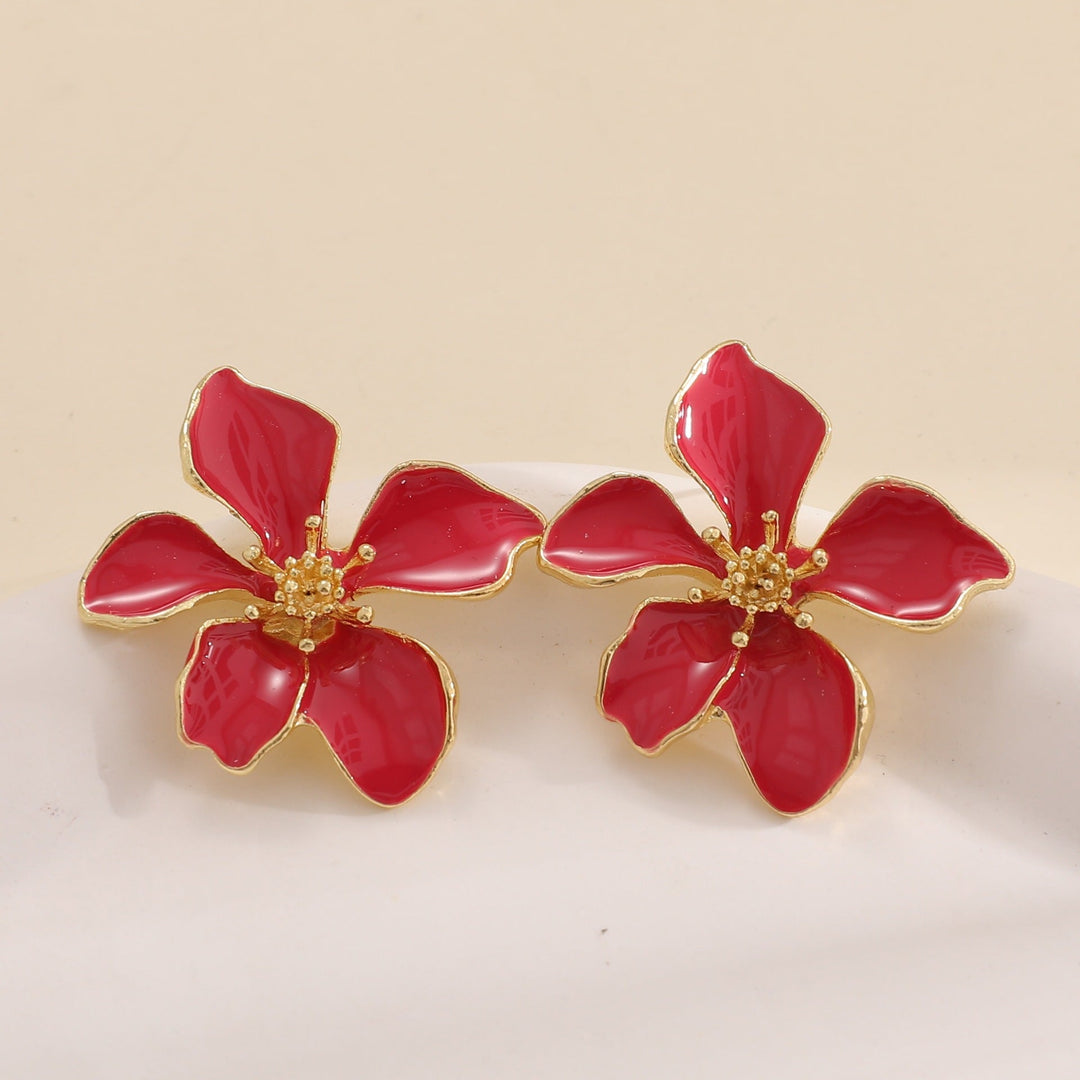 Ladies earrings in elegant flower design Nin Boutique