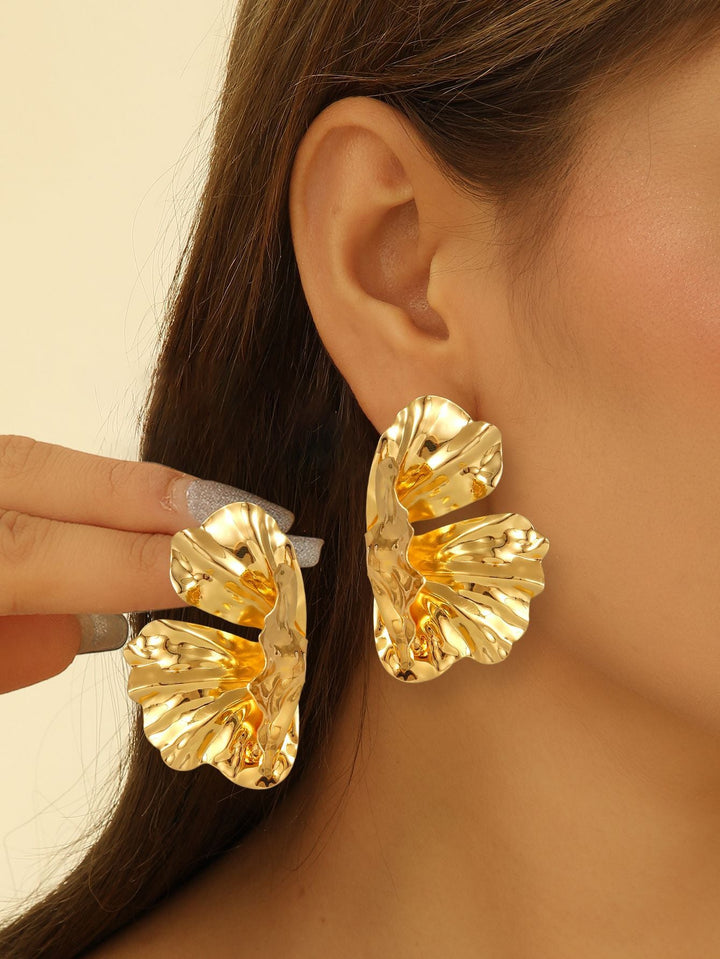 Women's earrings in a luxurious, spiral design Nin Boutique