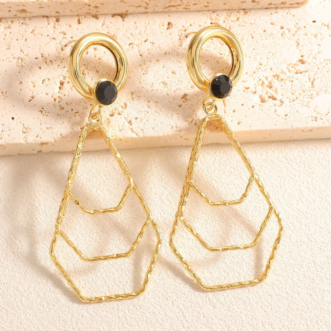 Ladies earrings with modern, geometric design Nin Boutique