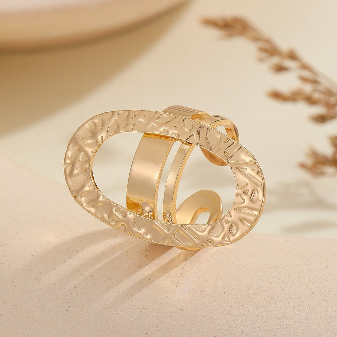 Women's ring with elaborate, sculptural design Nin Boutique