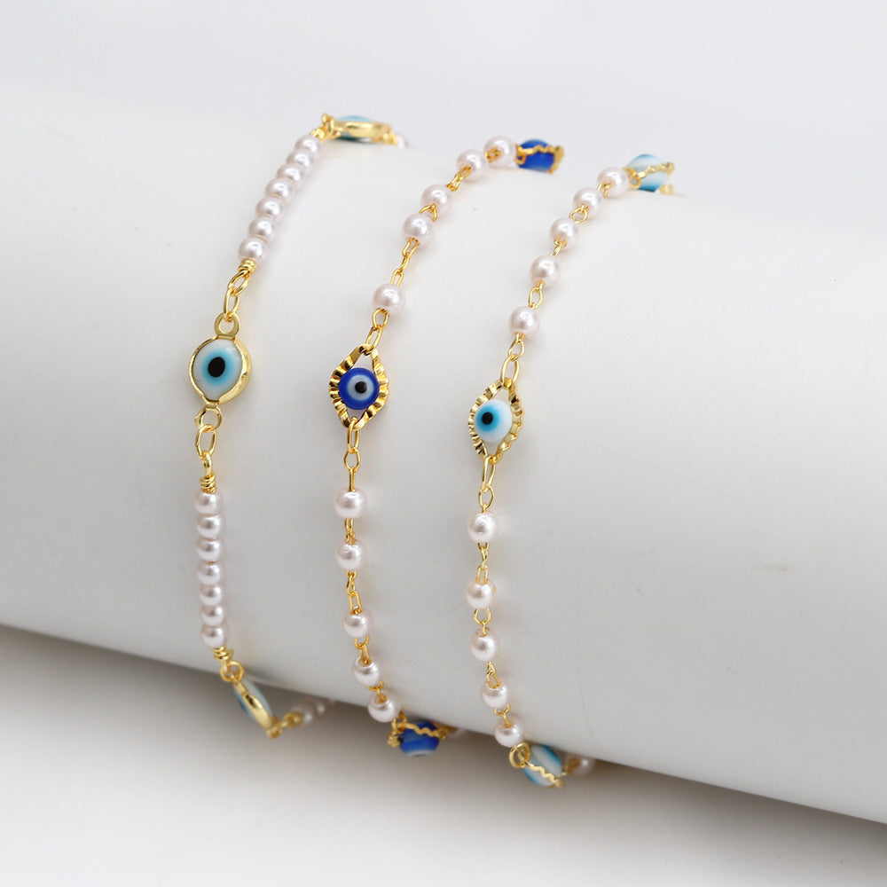 Women's ankle bracelet with protective eye and delicate pearl elements Nin Boutique