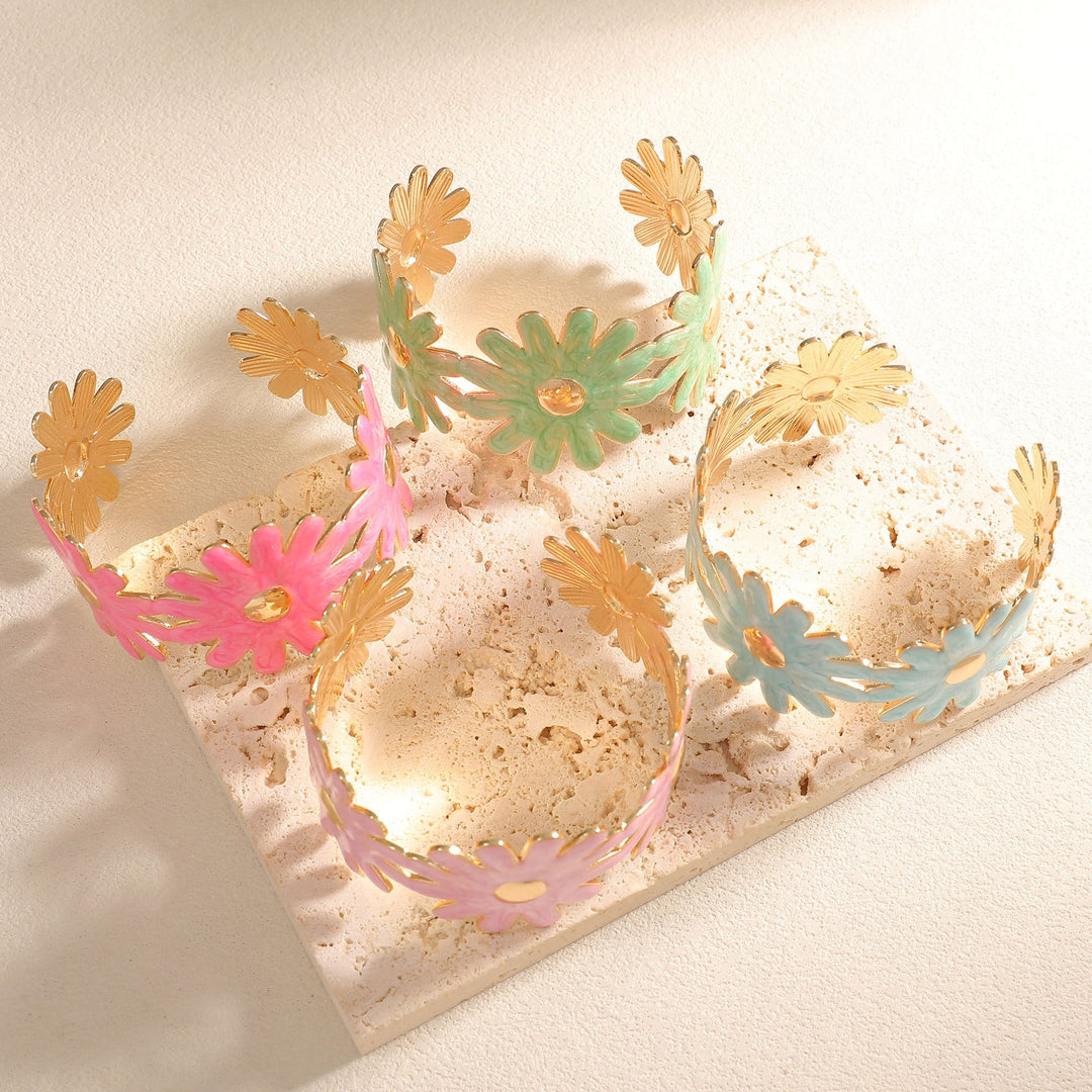 Women's Bangle with Floral Flower Pattern Nin Boutique