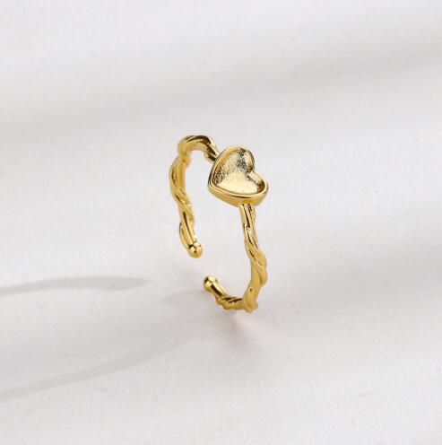 Women's Open Ring with Curved Heart Design Nin Boutique