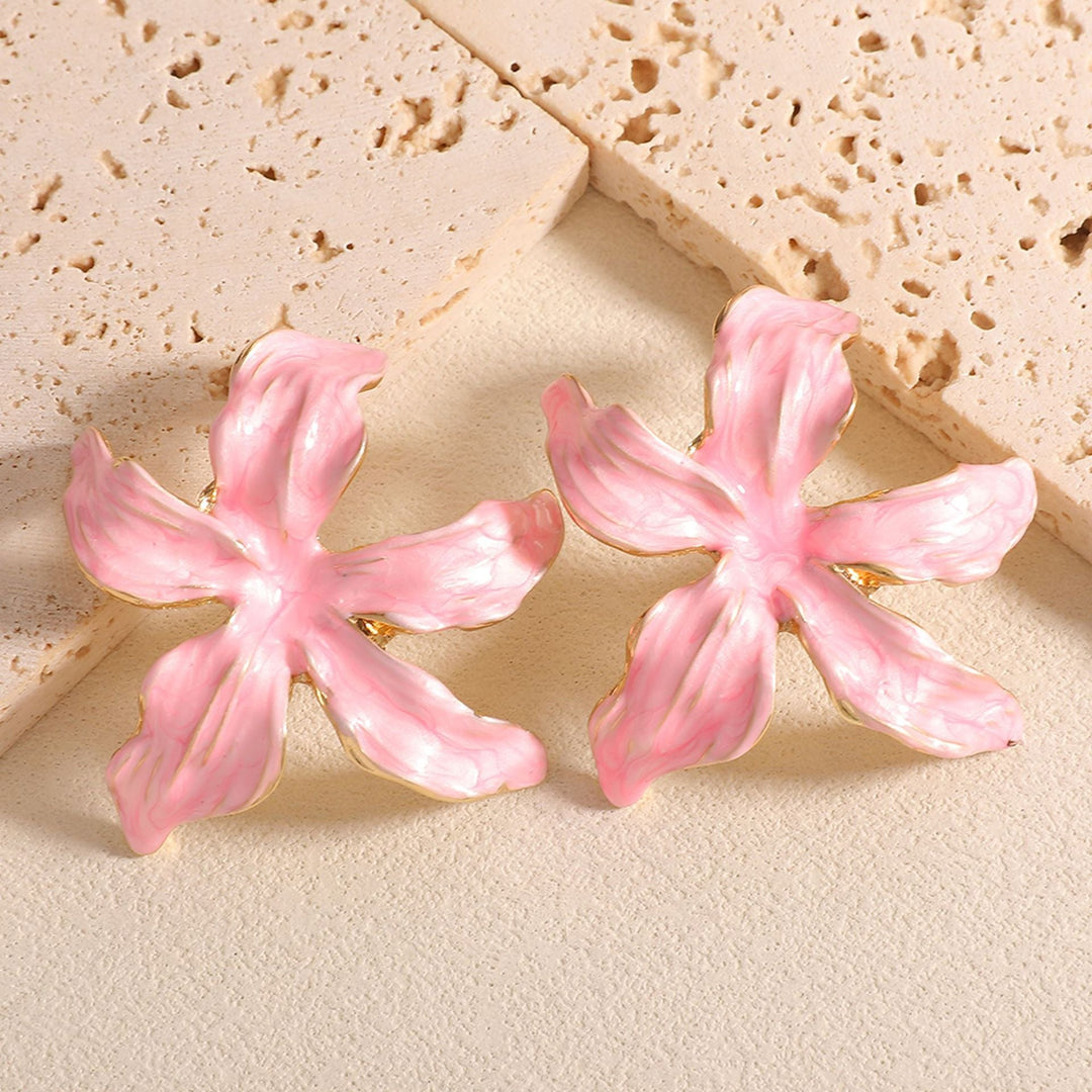 Women's earrings with artistic floral design Nin Boutique