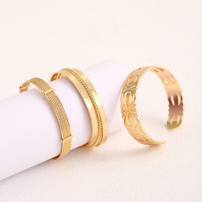 Women's Open Bangle with Elegant Structural Design Nin Boutique