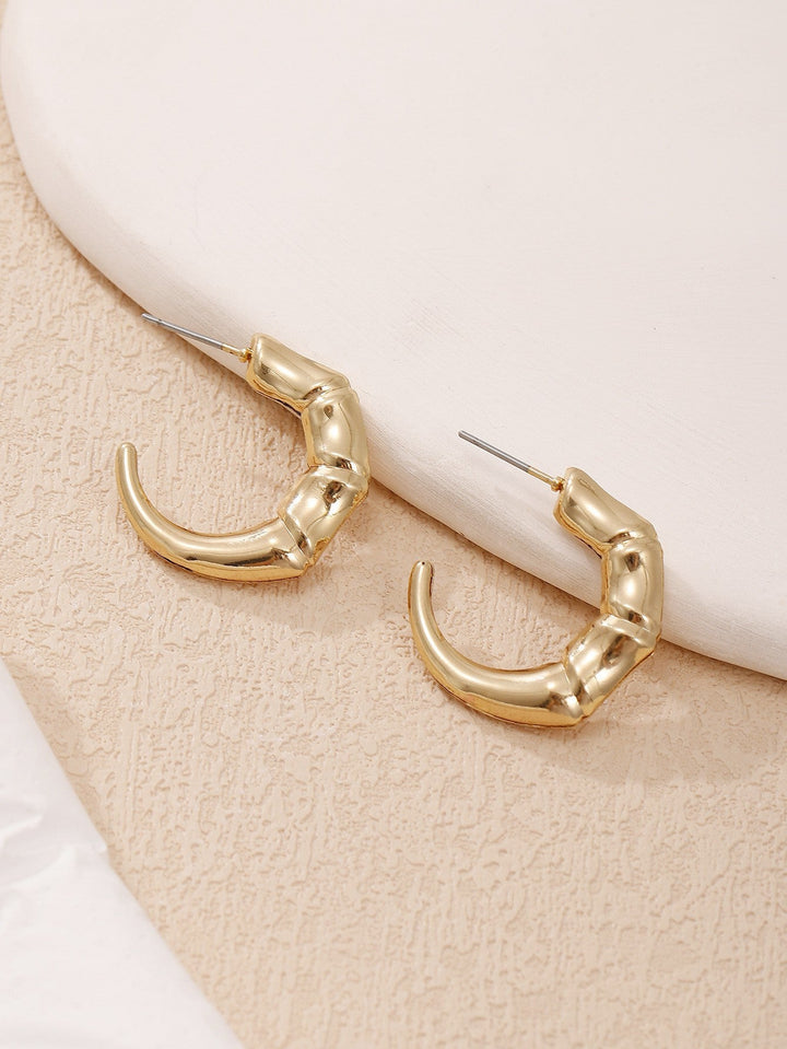 Women's earrings with modern wave design Nin Boutique
