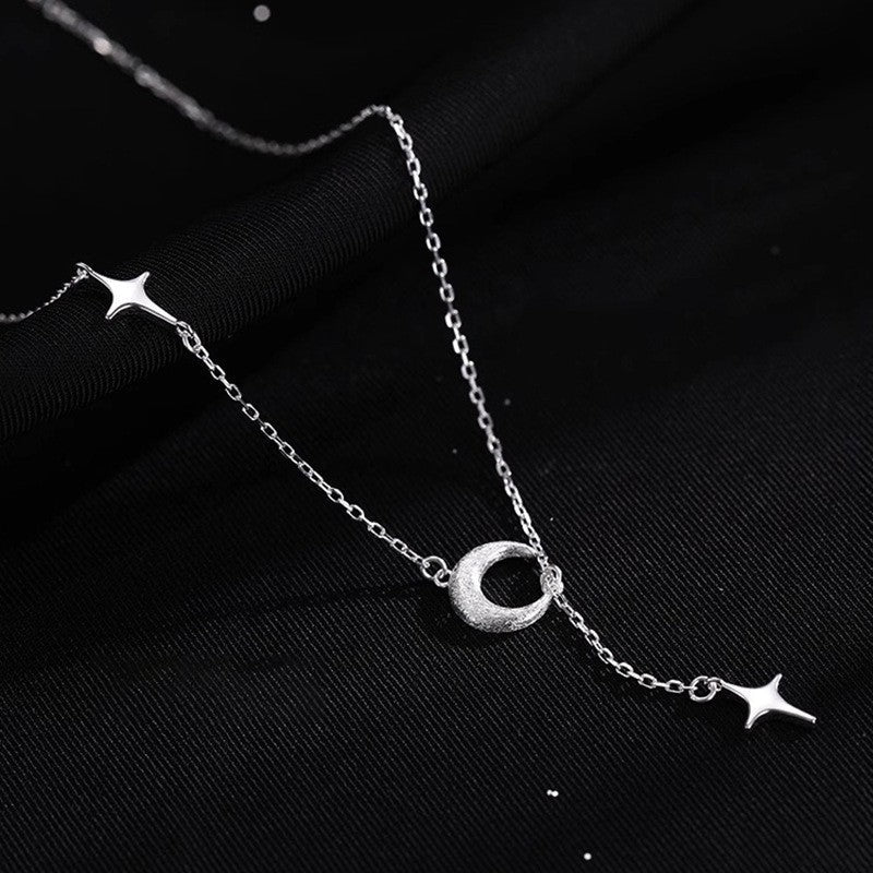 Women's Necklace with Attractive Moon and Star Pendant Nin Boutique