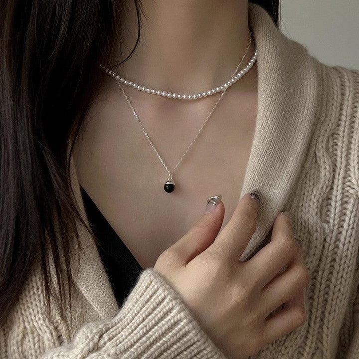 Women’s necklace with timeless pendant made of high-quality stainless steel Nin Boutique