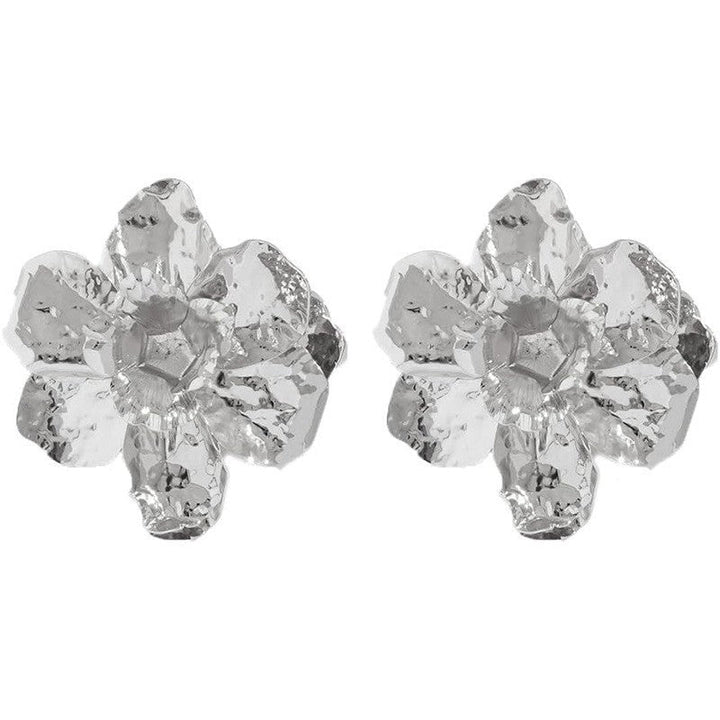 Ladies earrings in artistic flower design Nin Boutique
