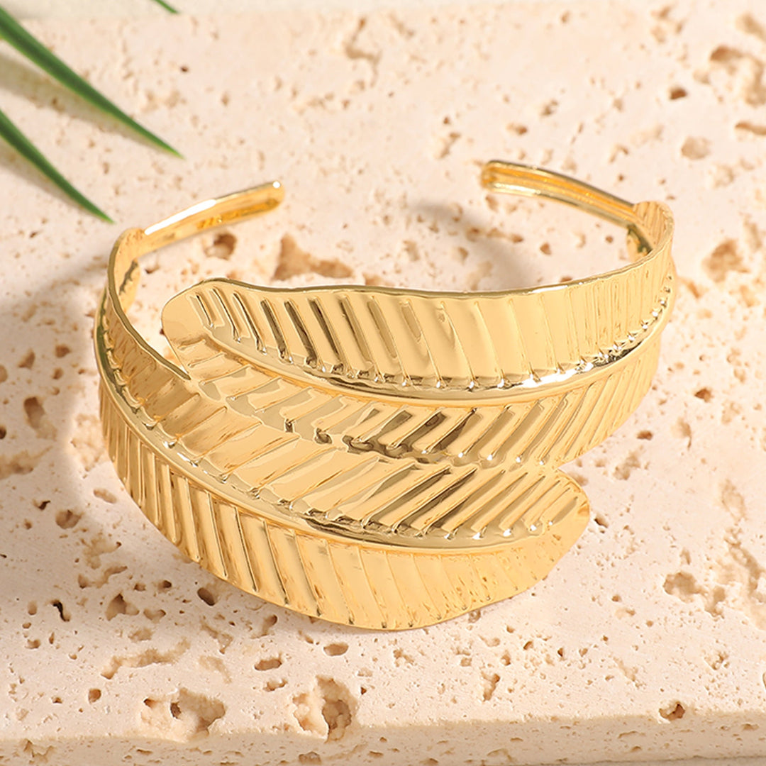 Women's Open Bangle with Artistic Coral Pattern Nin Boutique
