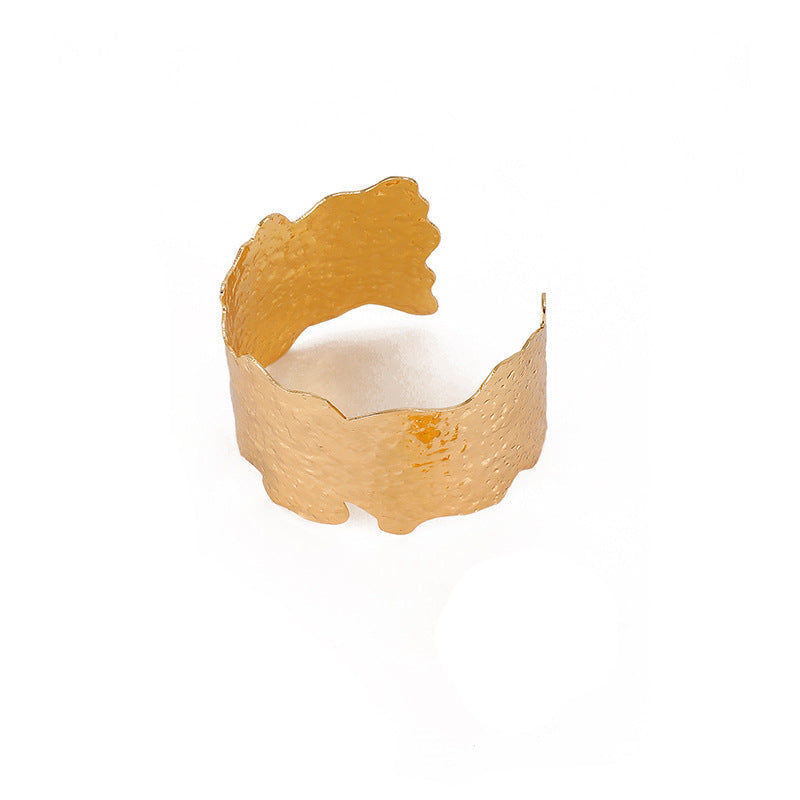 Women's cuff bracelet in artistic, structured design Nin Boutique