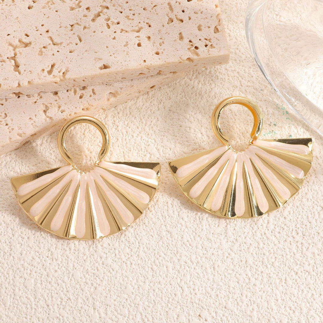 Ladies earrings in elegant fan design Nin Boutique