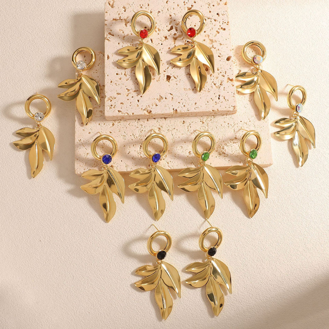 Women's earrings with artistic leaf design Nin Boutique