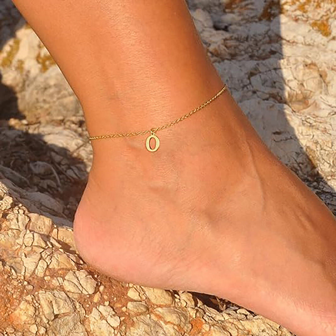 Women's ankle bracelet with personalized initial Nin Boutique