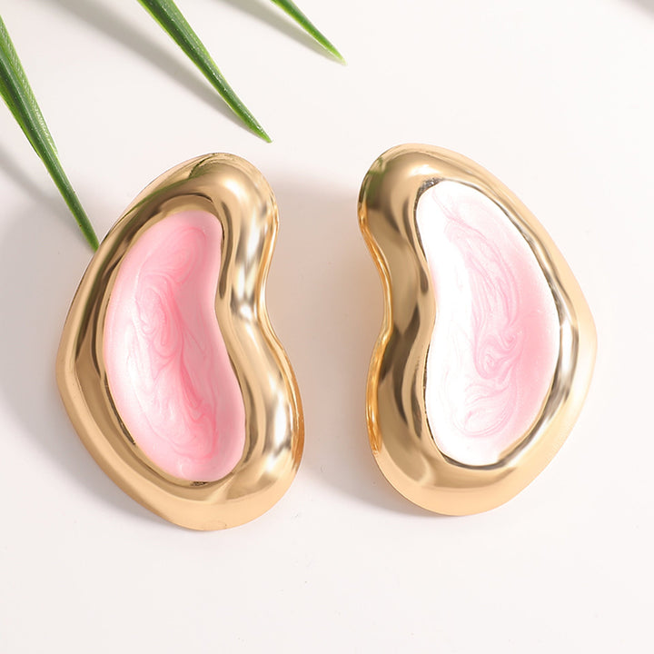 Women's earrings in artistic, organic design Nin Boutique