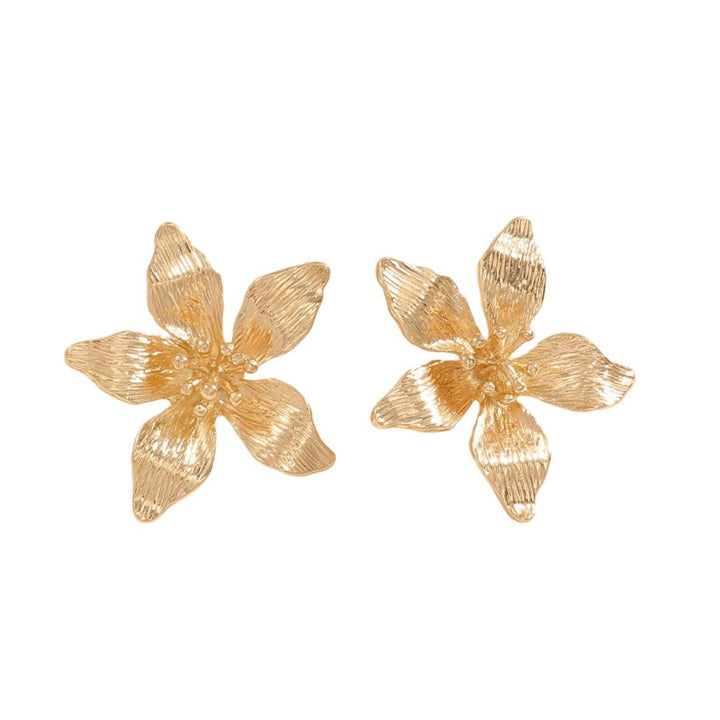 Ladies earrings in artistic flower design Nin Boutique