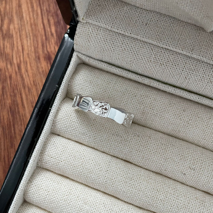 Women’s ring with modern geometric design and textured surfaces Nin Boutique