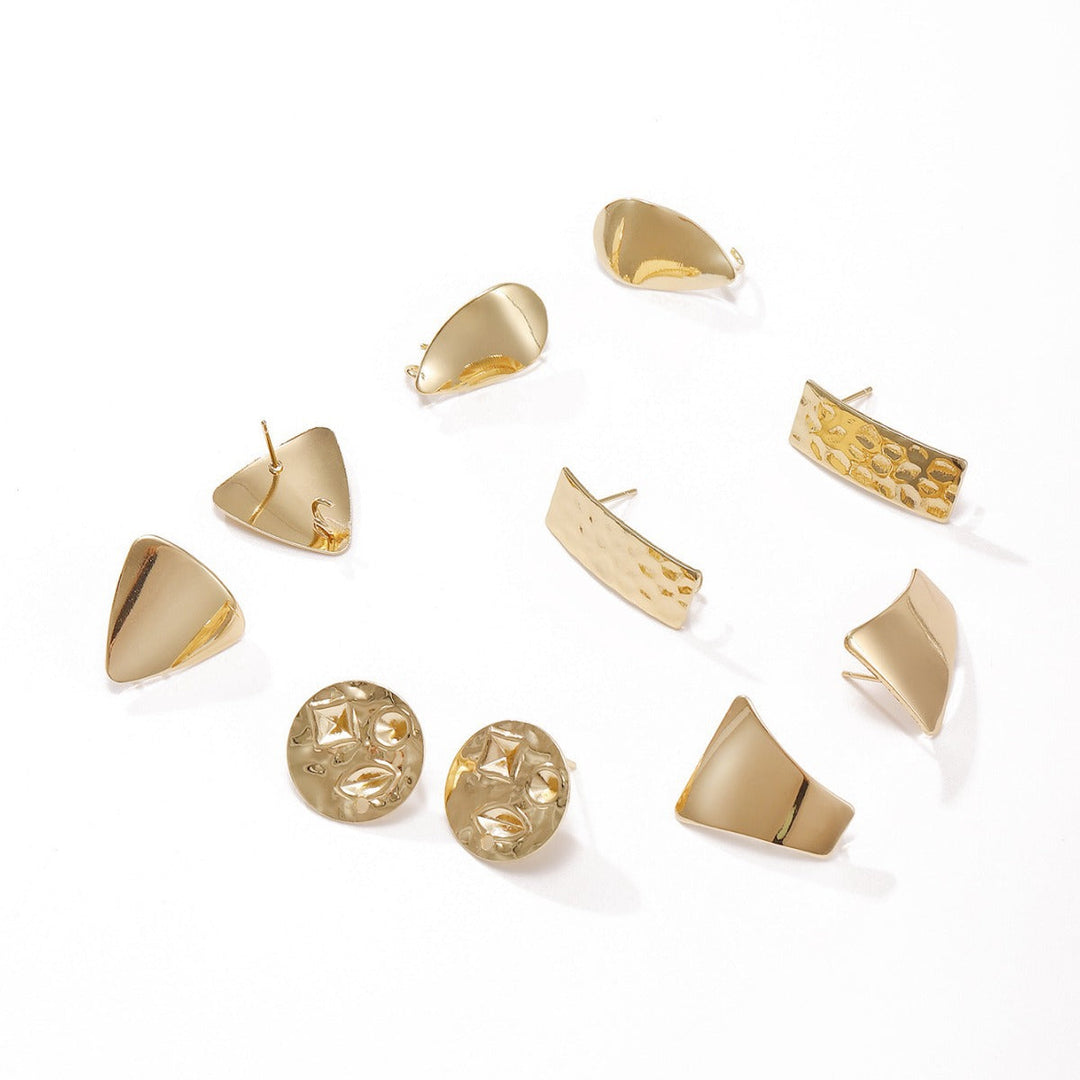 Women's earrings with modern, geometric triangle design Nin Boutique