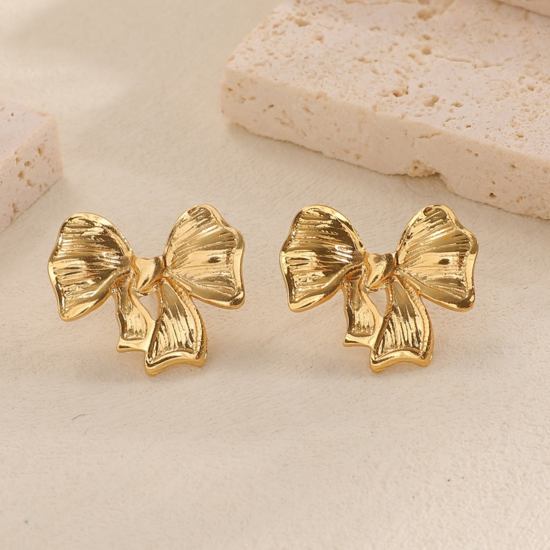 Women's earrings in elegant bow design Nin Boutique