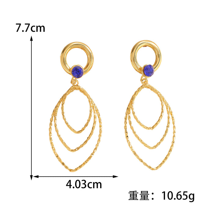 Women’s earrings with luxurious, layered design Nin Boutique