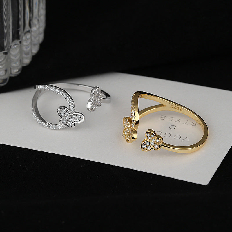 Ladies ring with playful butterfly design and sparkling zirconia Nin Boutique
