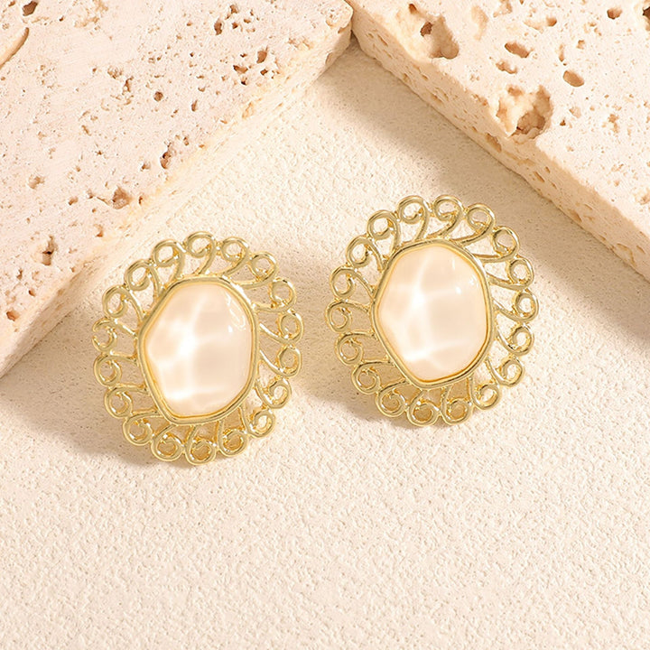 Women's earrings with intricate design and high-quality semi-precious stone Nin Boutique