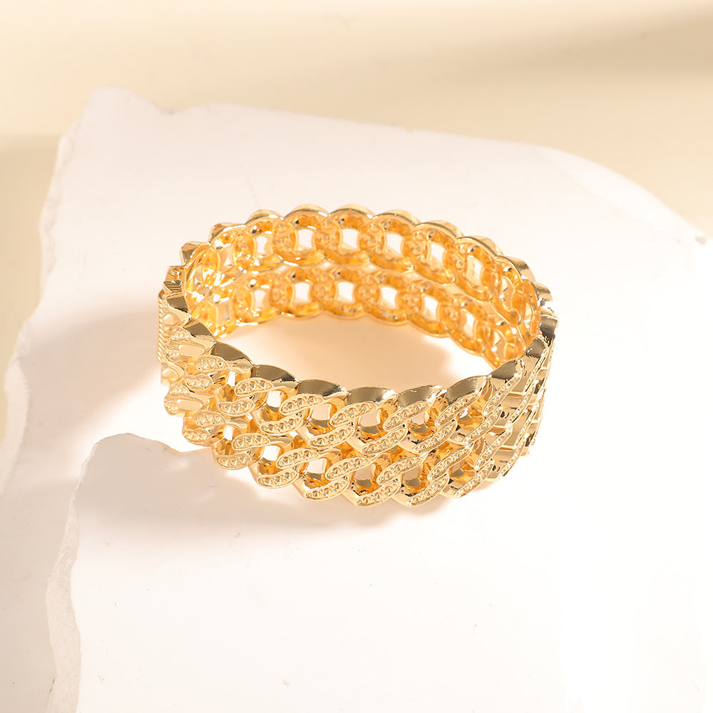 Women Open Bangle with Artistic Leaf Design Nin Boutique