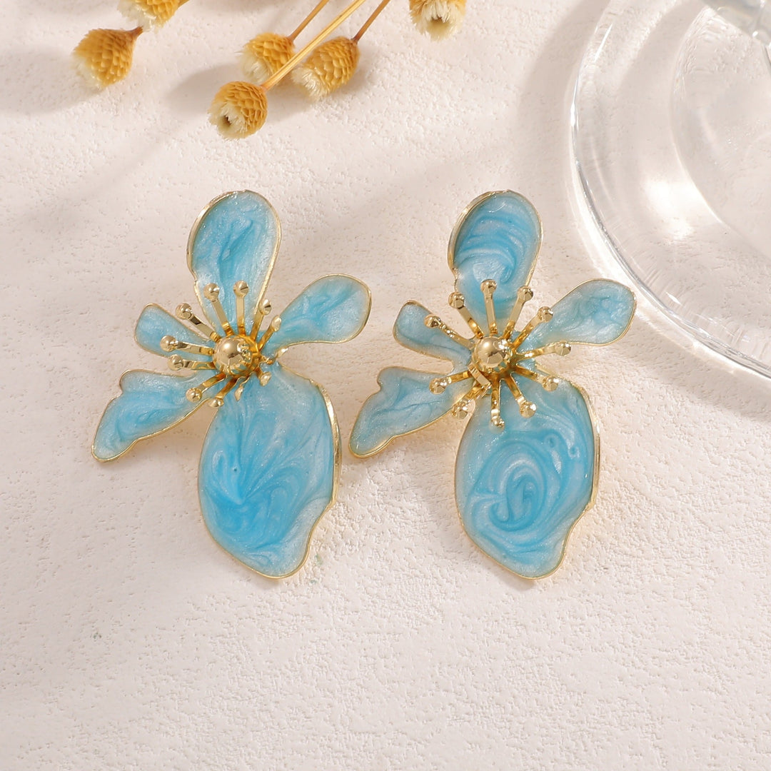 Women's earrings with elaborate floral pattern Nin Boutique