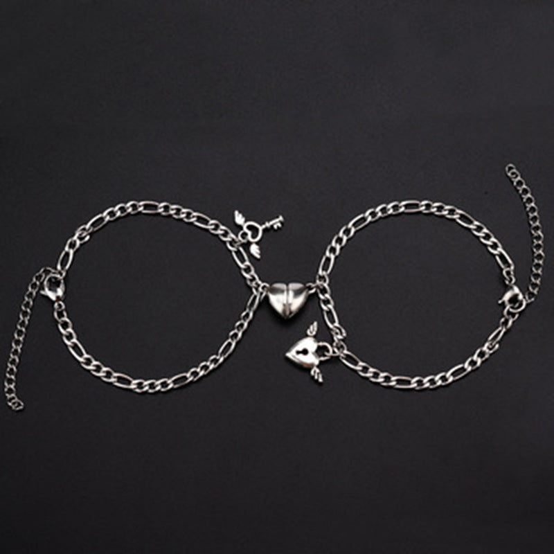 Women's ankle bracelet with heart-shaped charms and playful design Nin Boutique