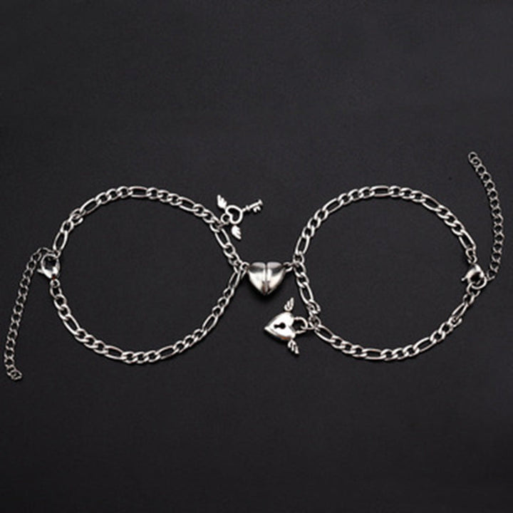 Women's ankle bracelet with heart-shaped charms and playful design Nin Boutique