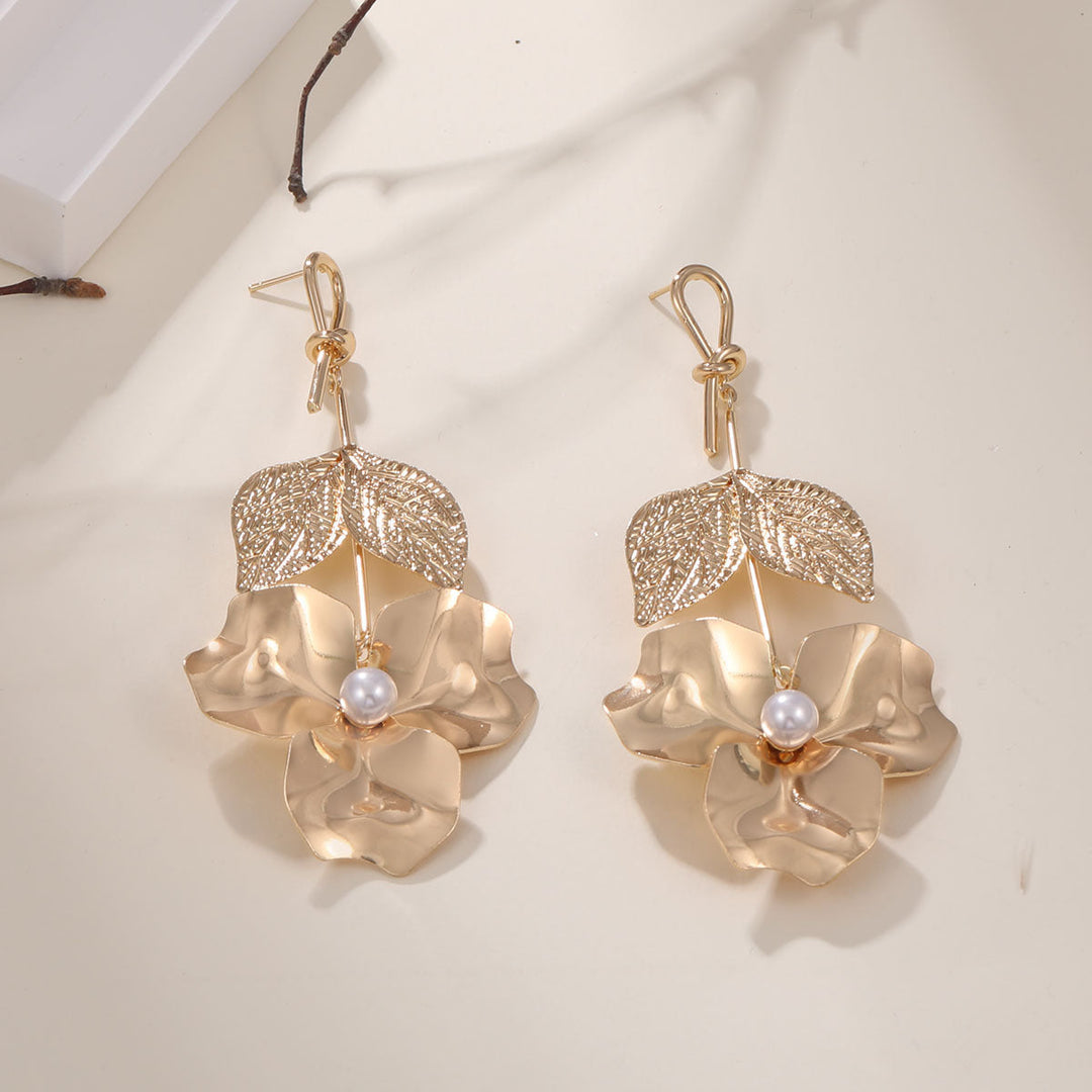 Women's earrings in elegant flower design Nin Boutique