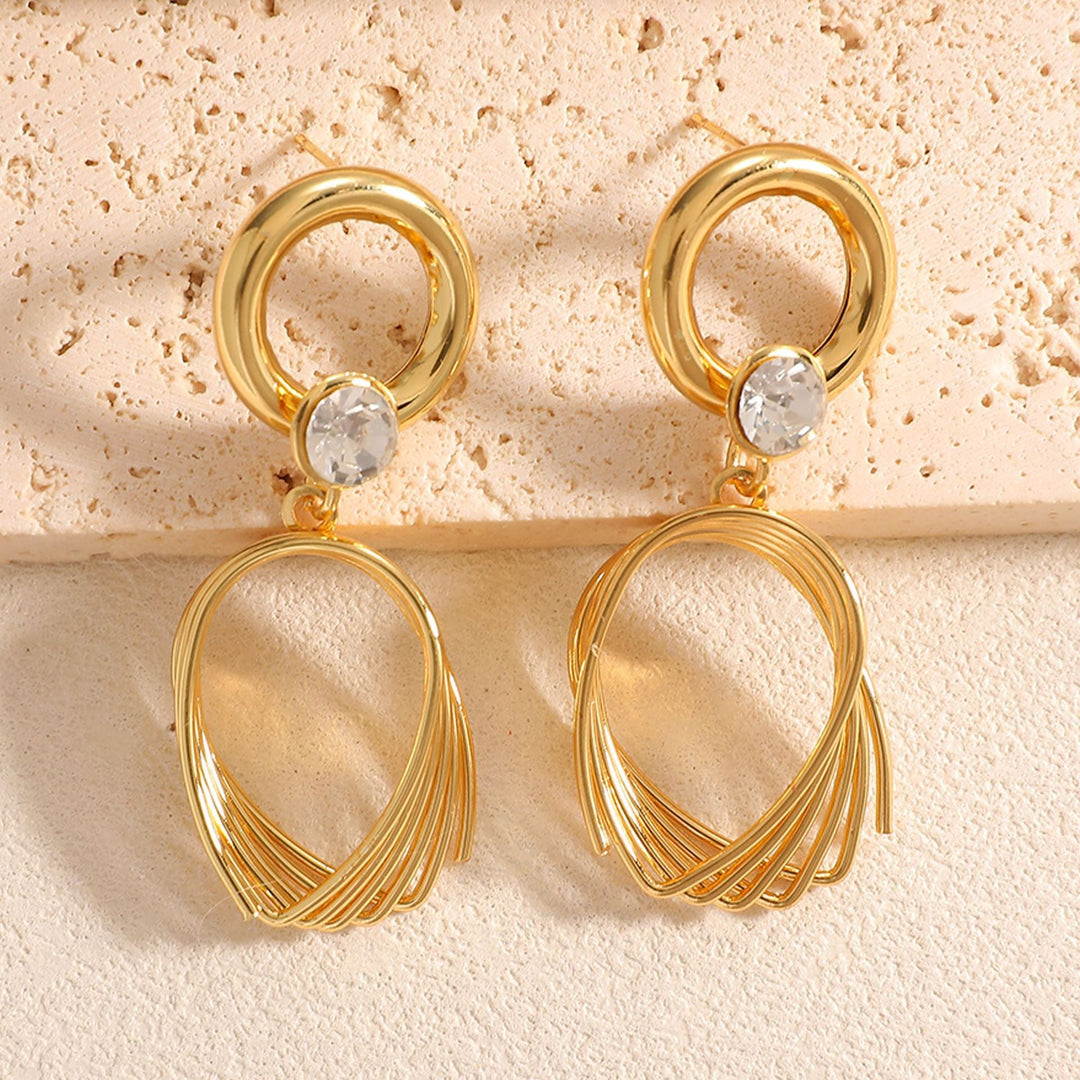Women's earrings with elegant, curved wire design Nin Boutique