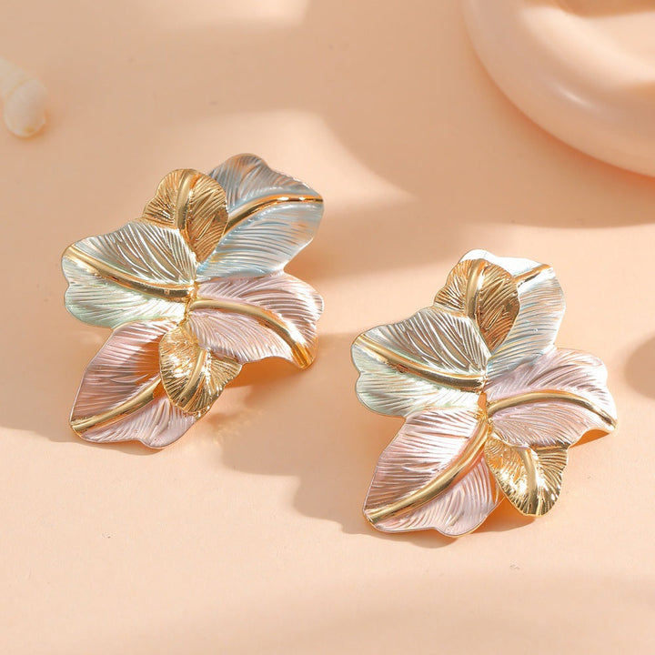 Women's earrings in stylish plant design Nin Boutique