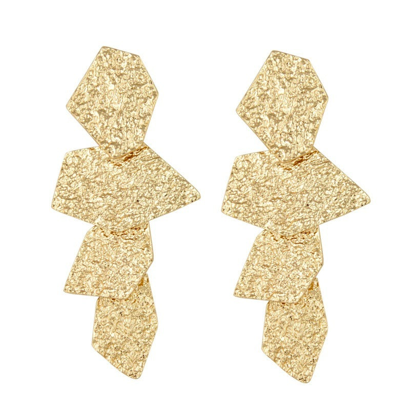Women's earrings in modern geometric design Nin Boutique
