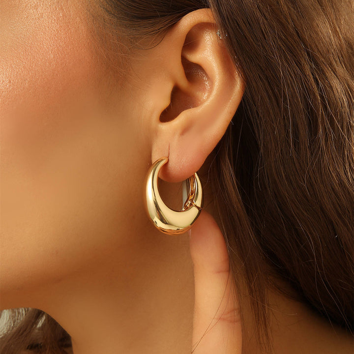 Women's earrings with modern design Nin Boutique