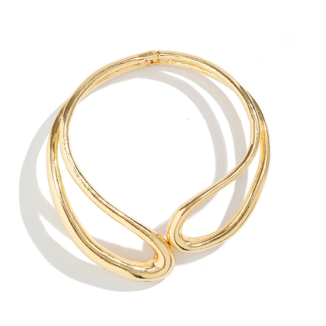 Women Open Cuff Bracelet with Modern, Flowing Design Nin Boutique