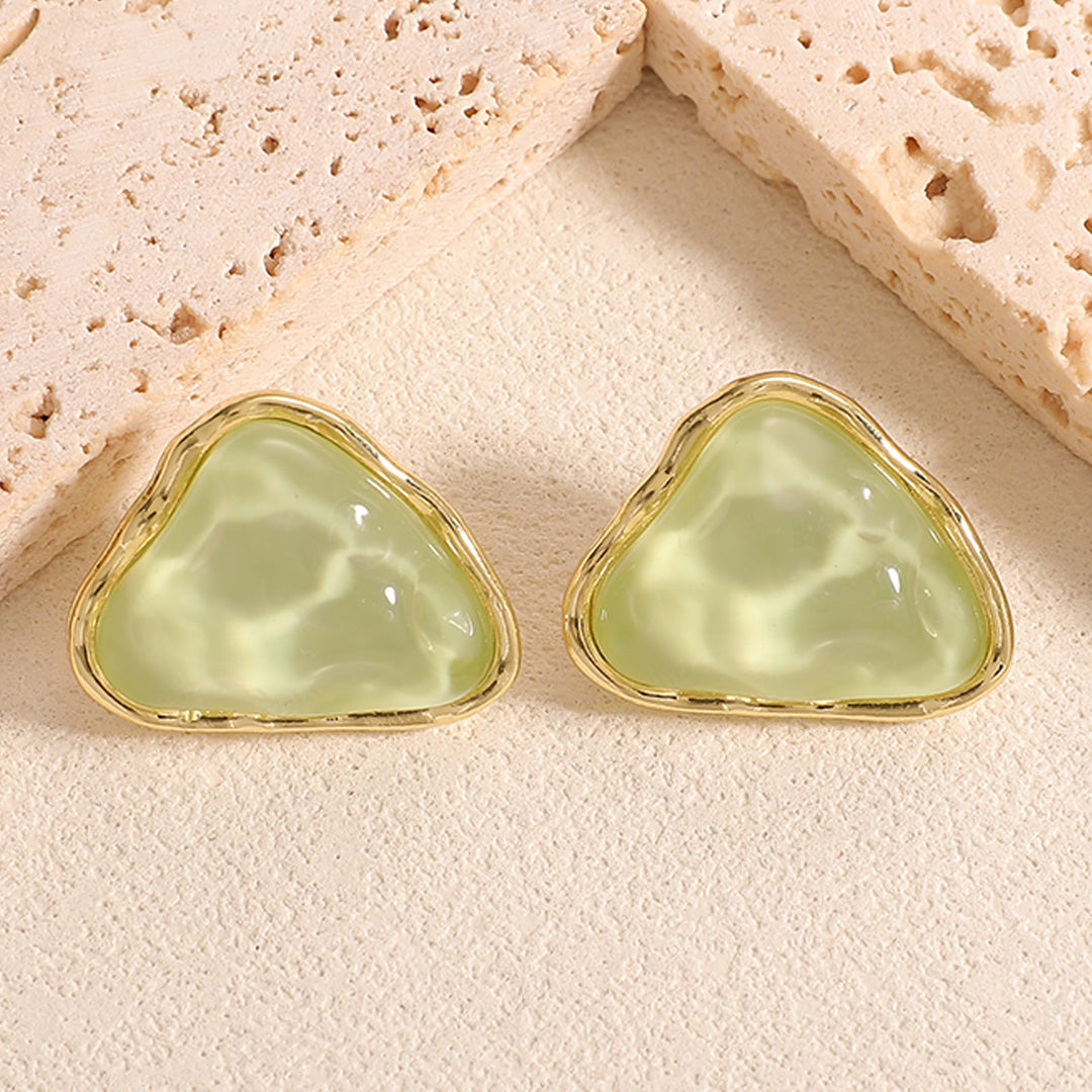Women's stud earrings with intricate heart design Nin Boutique